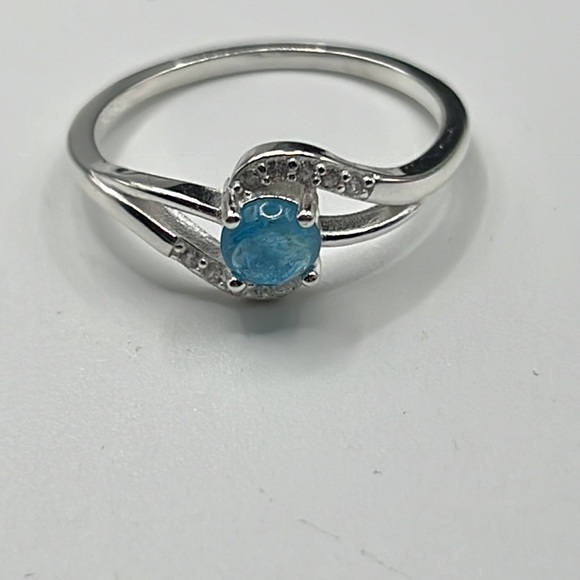 NEON BLUE APATITE, CZ, AND STERLING SILVER RING SIZE 9 - Picture 5 of 12